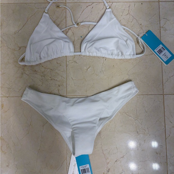 Beach Bunny Other - Beach Bunny White Ribbed Bikini Set